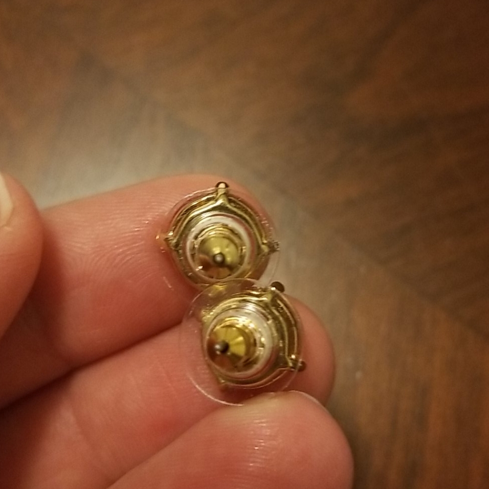Pink earrings - Picture 4 of 4